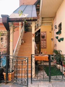 Staryi gorod Tbilisi