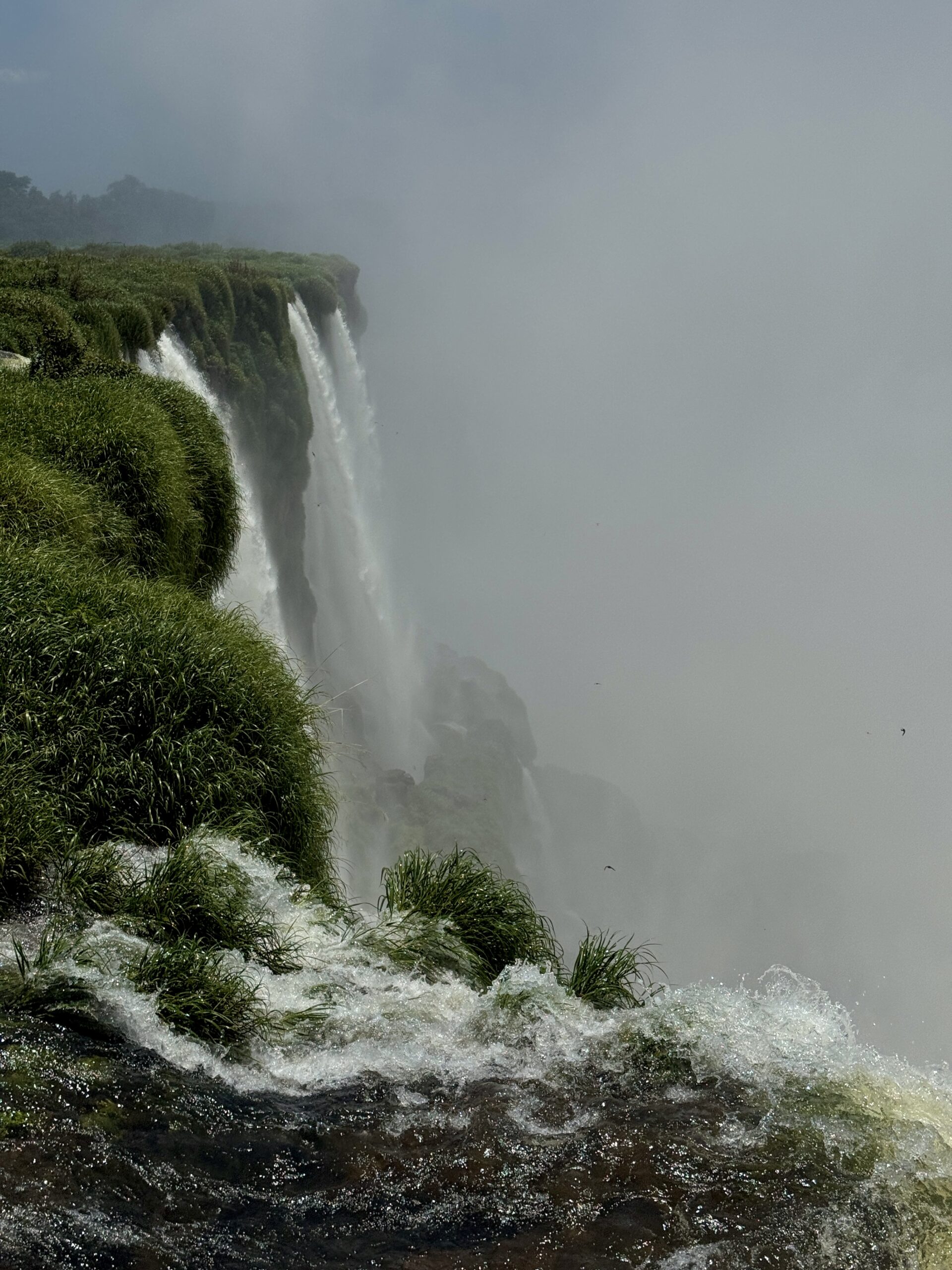 vodopady iguasu glotka dyavola argentina
